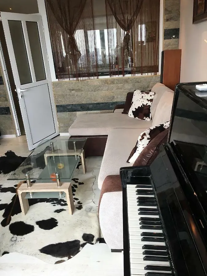 בורגאס Lazur Apartment